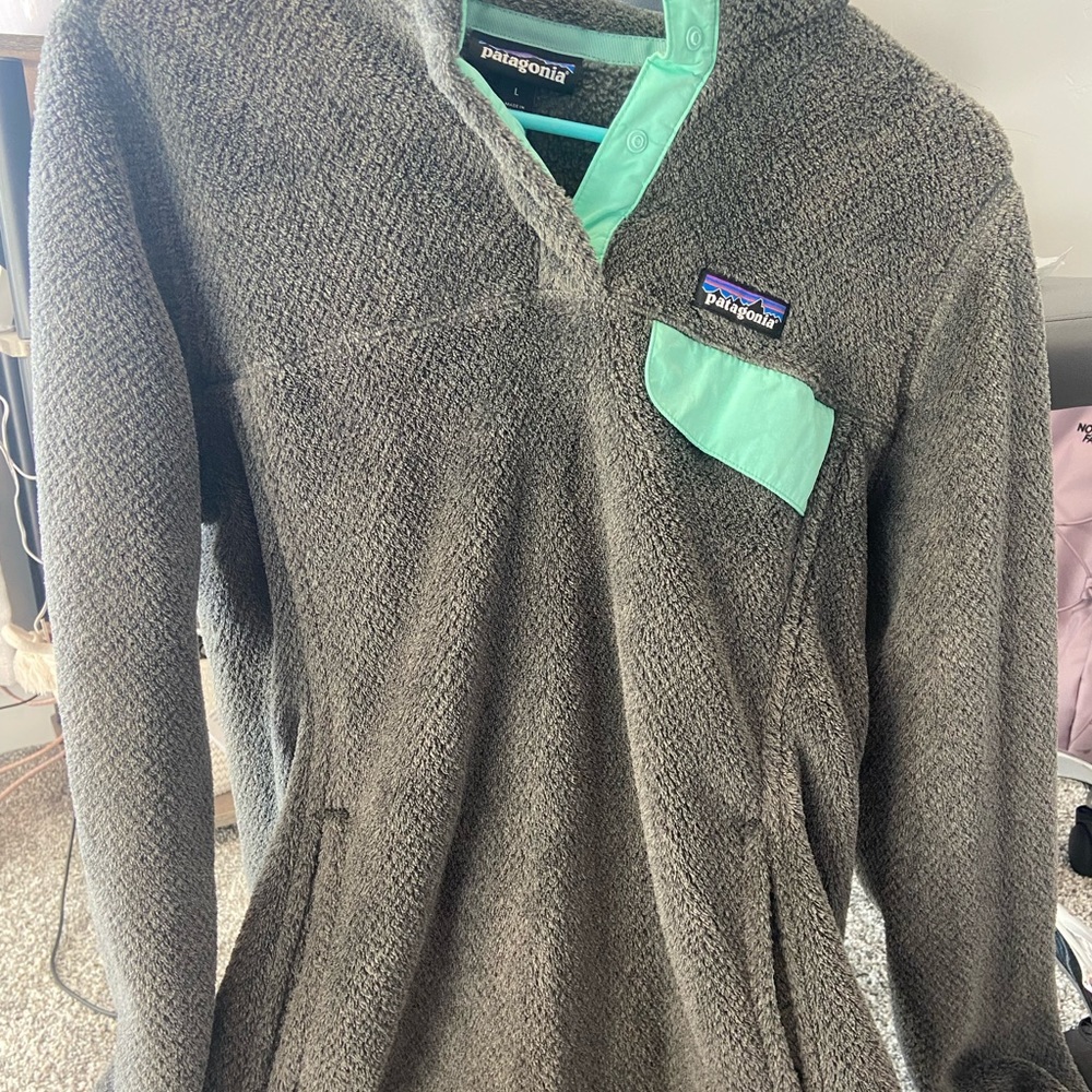 LIKE NEW Patagonia Pullover